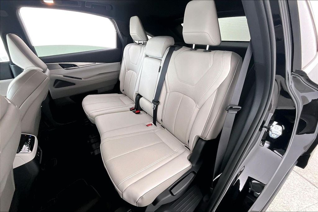 2027 INFINITI QX65 Luxe AWD