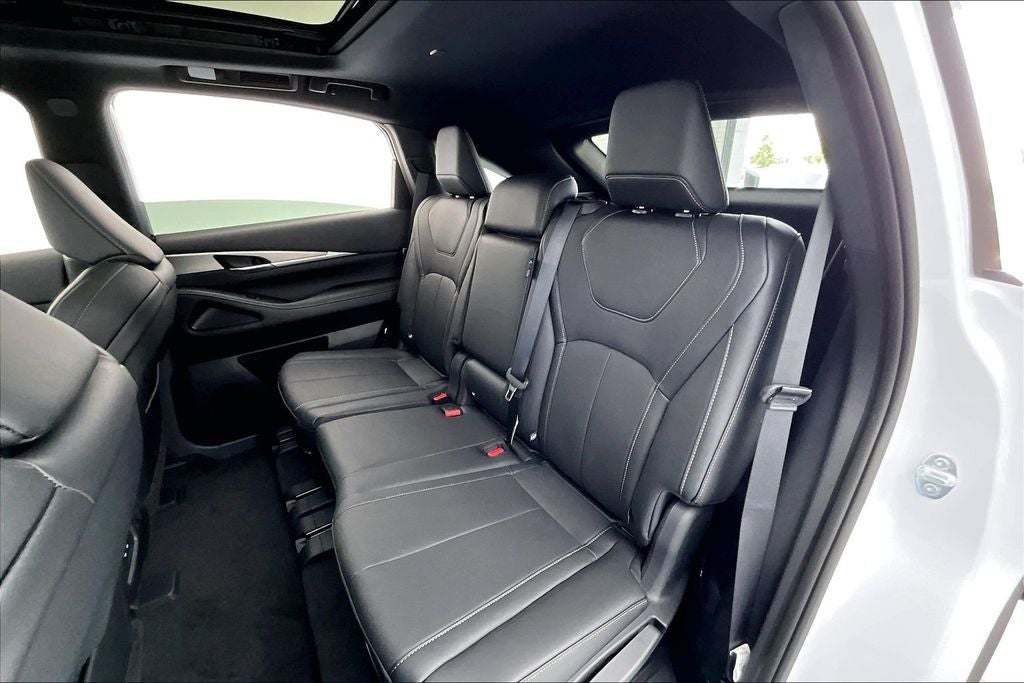 2027 INFINITI QX65 LUXE