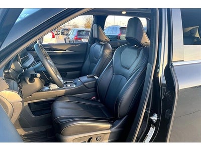 2025 INFINITI QX60 PURE