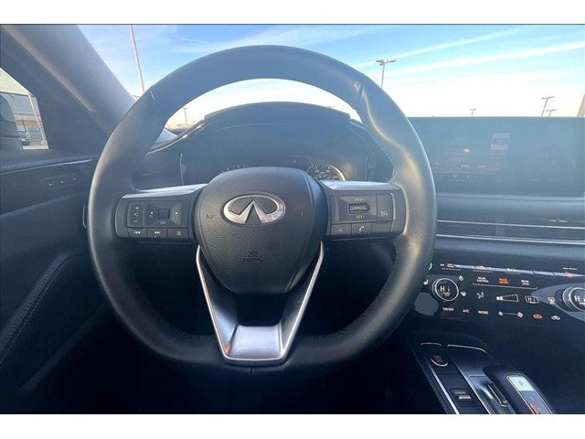 2025 INFINITI QX60 PURE