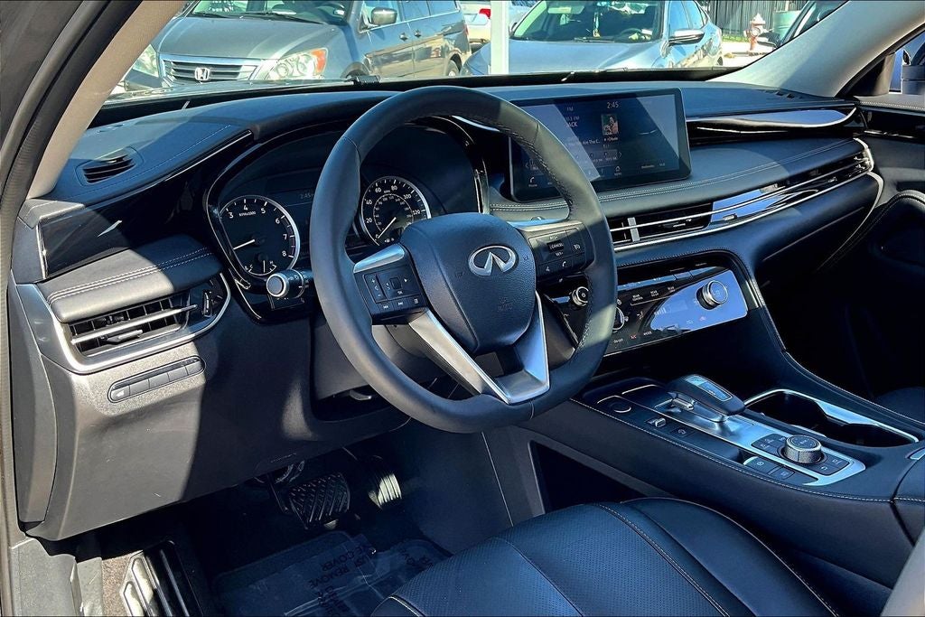 2025 INFINITI QX60 PURE