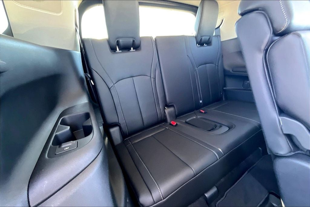 2025 INFINITI QX60 PURE