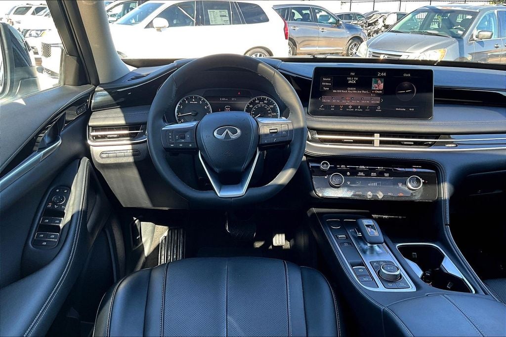2025 INFINITI QX60 PURE