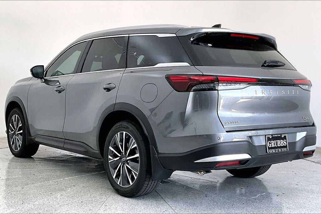 2027 INFINITI QX60 LUXE