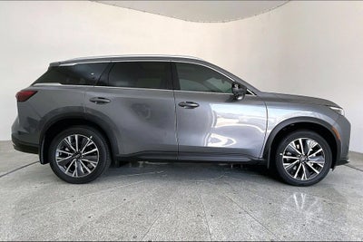 2027 INFINITI QX60 LUXE