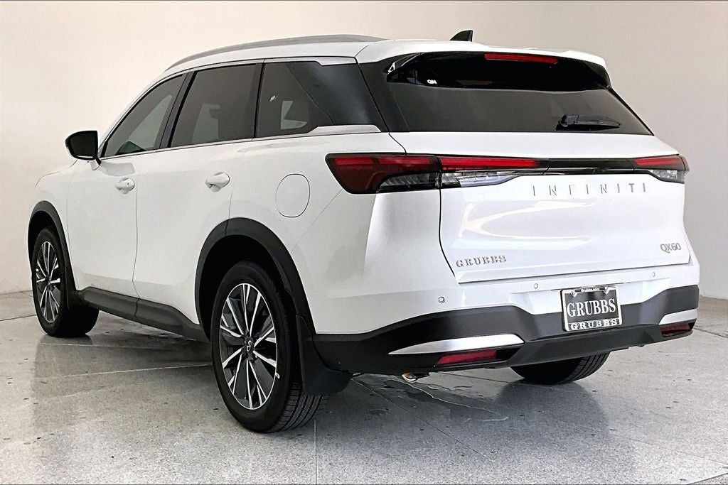 2027 INFINITI QX60 LUXE