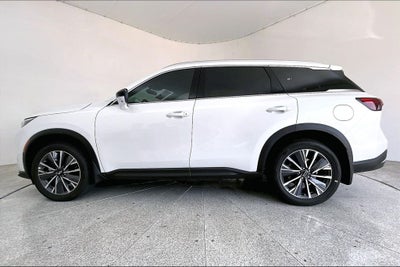 2027 INFINITI QX60 LUXE