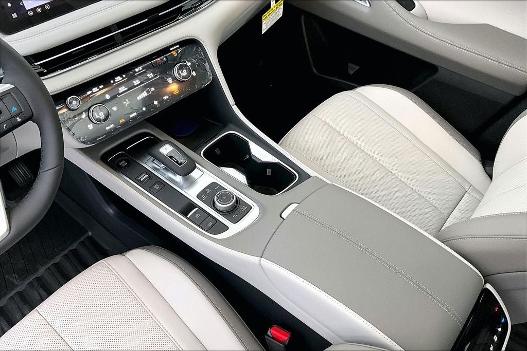 2027 INFINITI QX60 LUXE