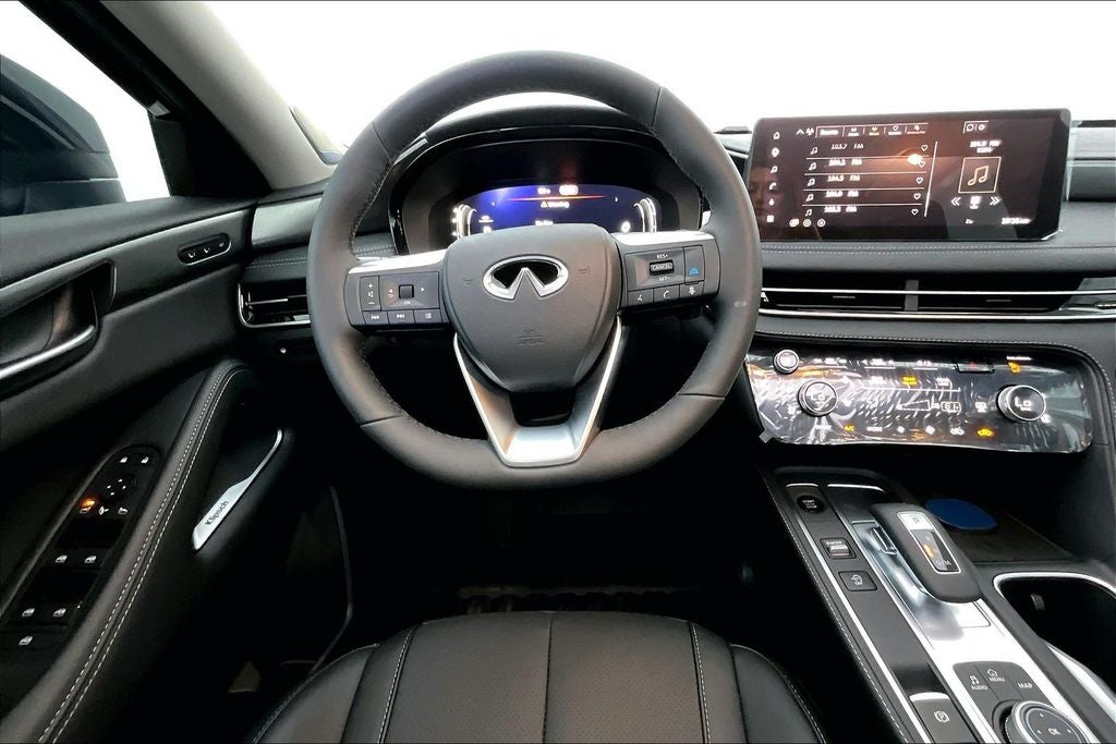 2027 INFINITI QX60 LUXE