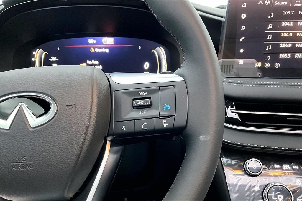 2027 INFINITI QX60 LUXE