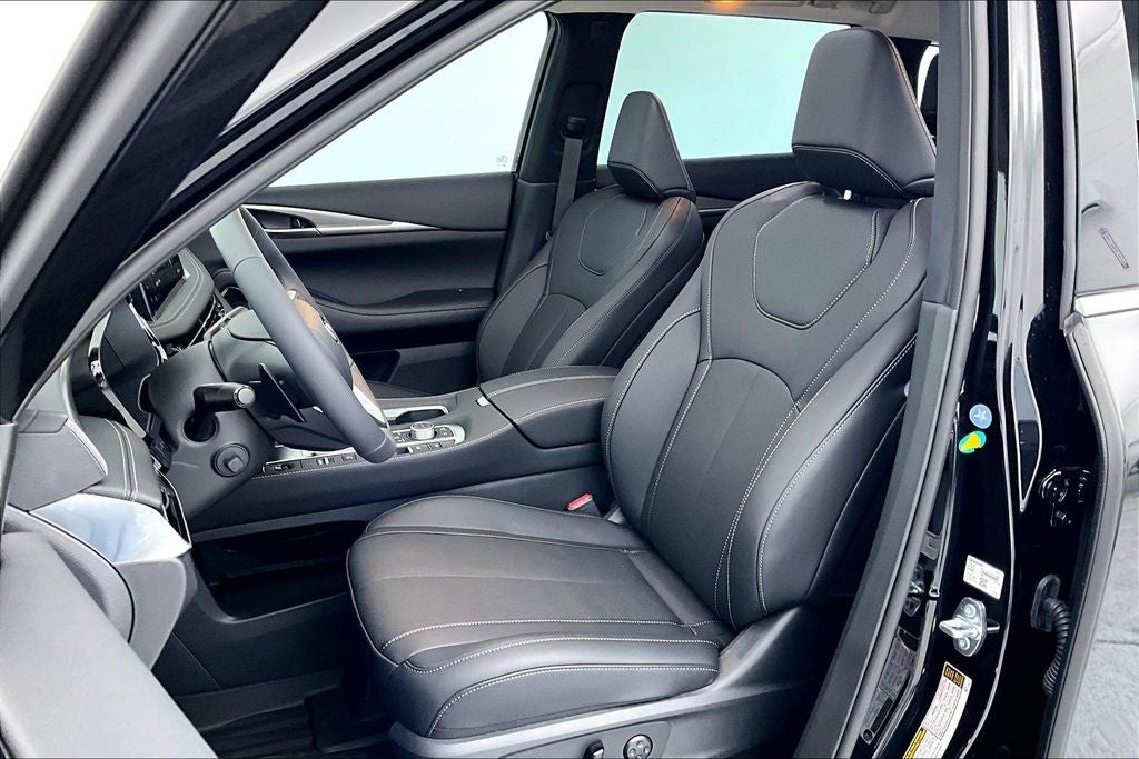 2027 INFINITI QX60 LUXE
