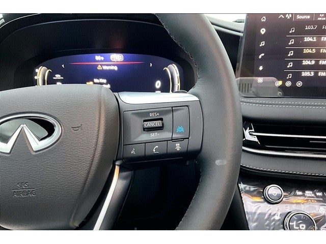 2027 INFINITI QX60 LUXE