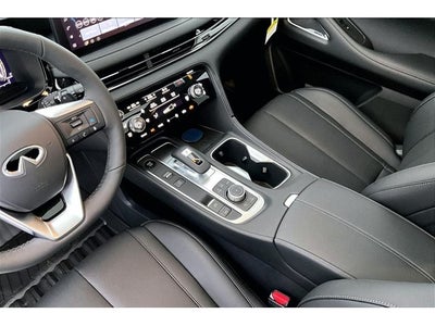 2027 INFINITI QX60 LUXE