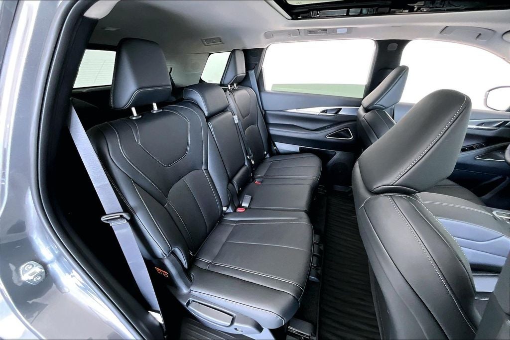 2027 INFINITI QX60 LUXE