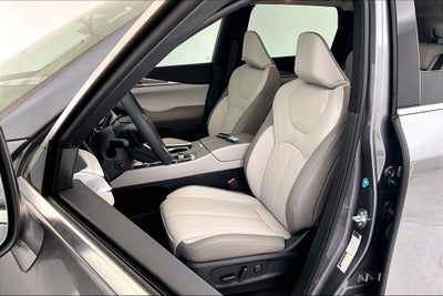 2027 INFINITI QX60 LUXE