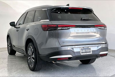 2027 INFINITI QX60 LUXE