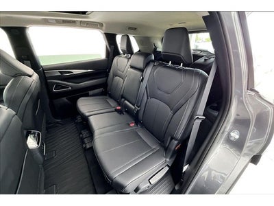 2027 INFINITI QX60 LUXE