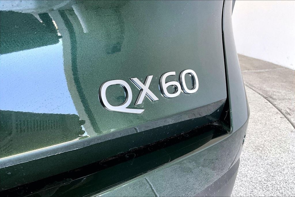 2027 INFINITI QX60 LUXE