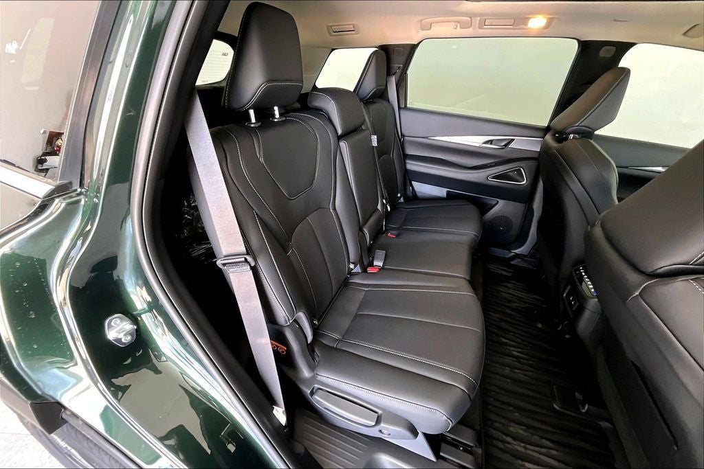 2027 INFINITI QX60 LUXE