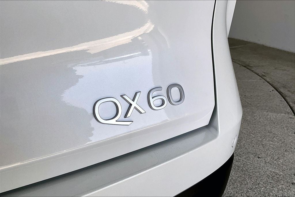 2027 INFINITI QX60 LUXE