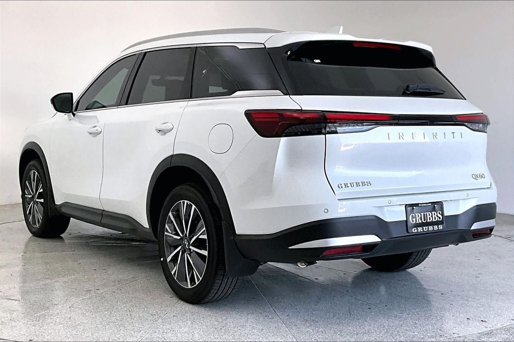2027 INFINITI QX60 LUXE