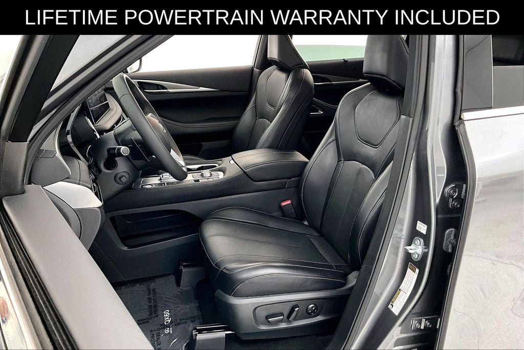 2025 INFINITI QX60 LUXE