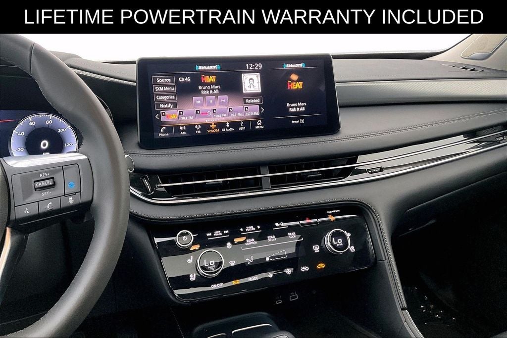 2025 INFINITI QX60 LUXE