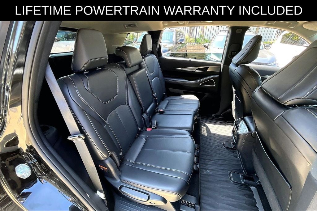 2025 INFINITI QX60 LUXE