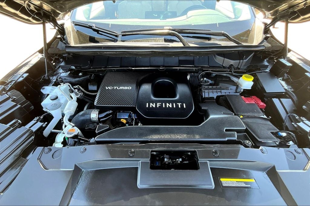 2025 INFINITI QX60 LUXE