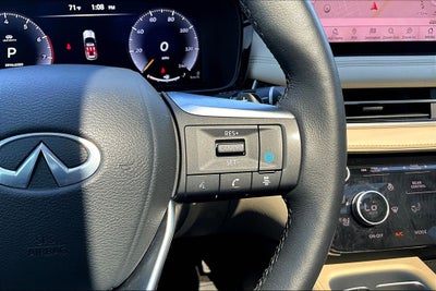 2025 INFINITI QX60 LUXE