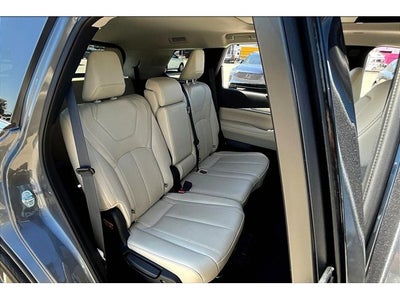 2025 INFINITI QX60 LUXE