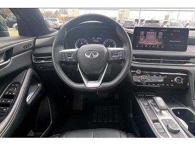 2025 INFINITI QX60 LUXE