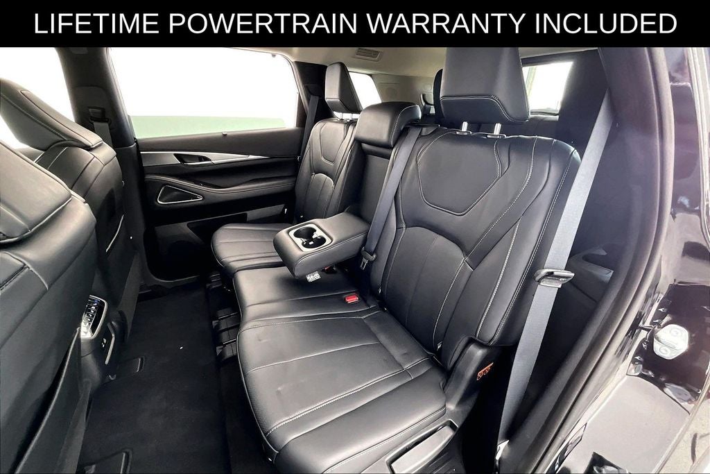 2025 INFINITI QX60 LUXE