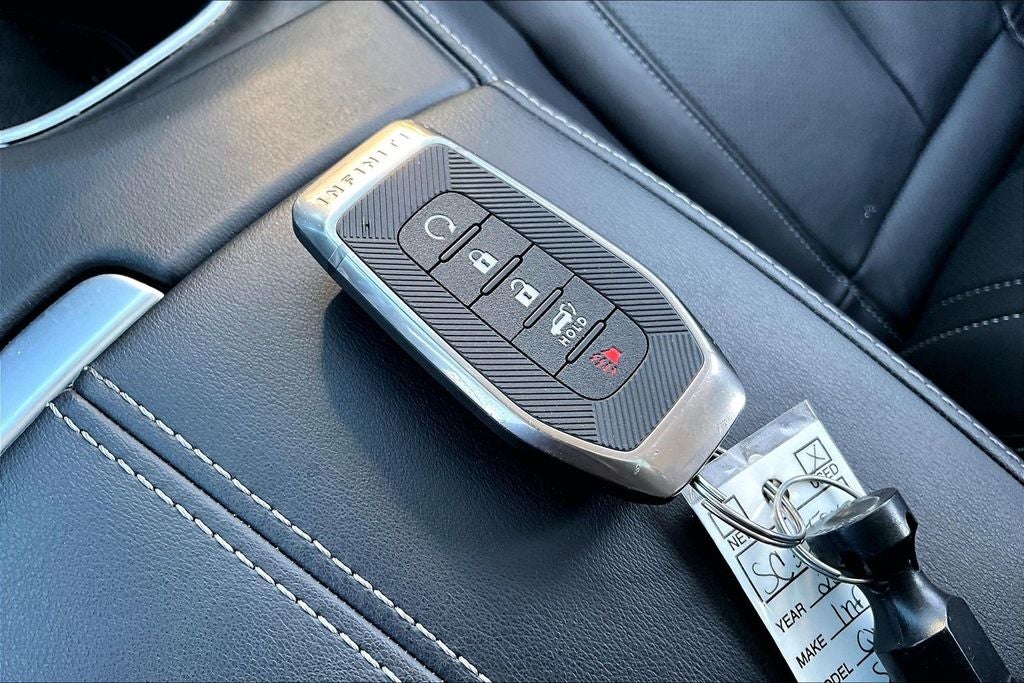 2025 INFINITI QX60 LUXE