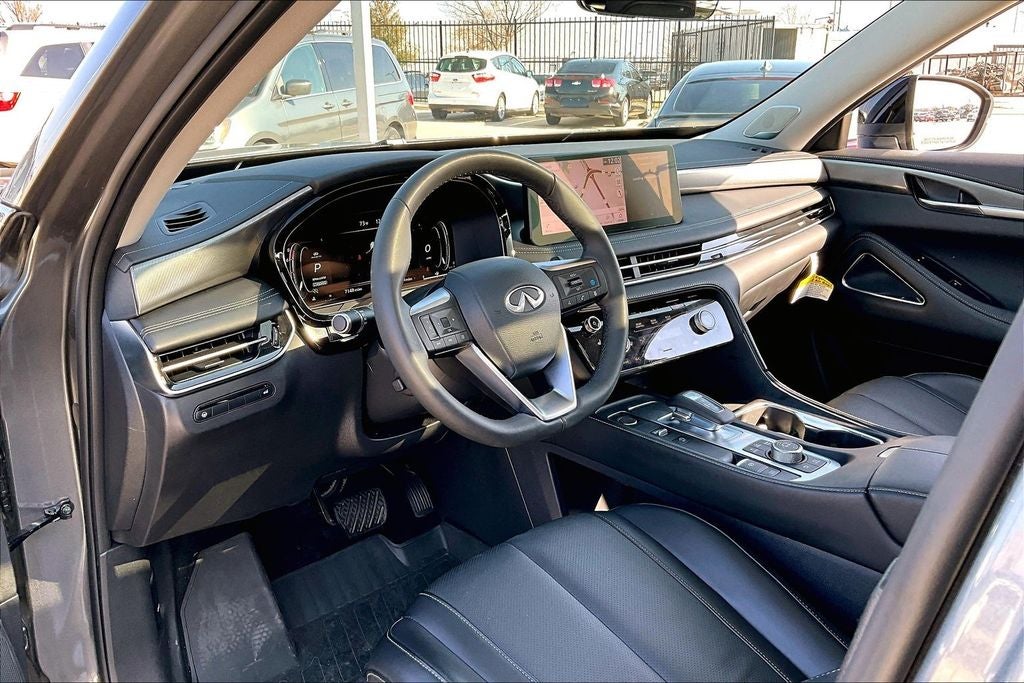 2025 INFINITI QX60 LUXE