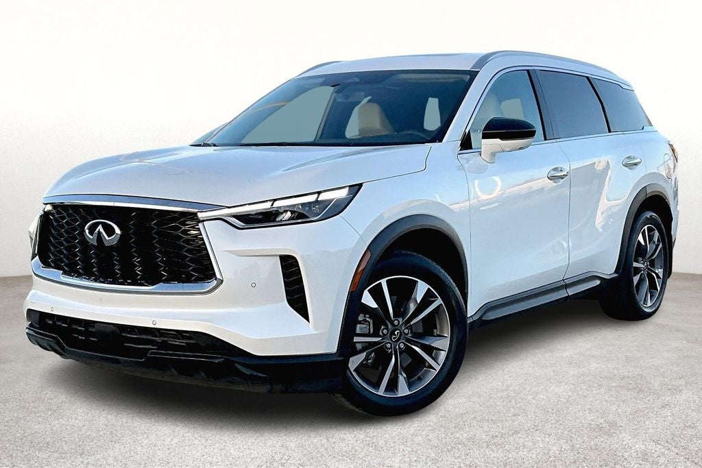 2025 INFINITI QX60 LUXE