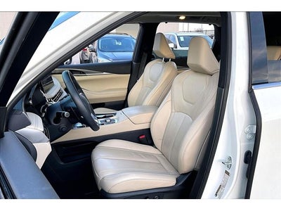 2025 INFINITI QX60 LUXE