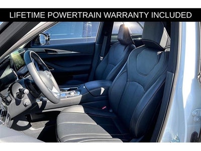 2025 INFINITI QX60 LUXE