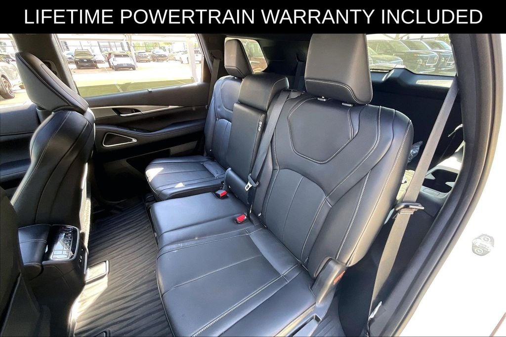 2025 INFINITI QX60 LUXE