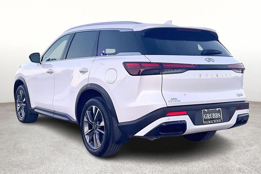 2025 INFINITI QX60 LUXE