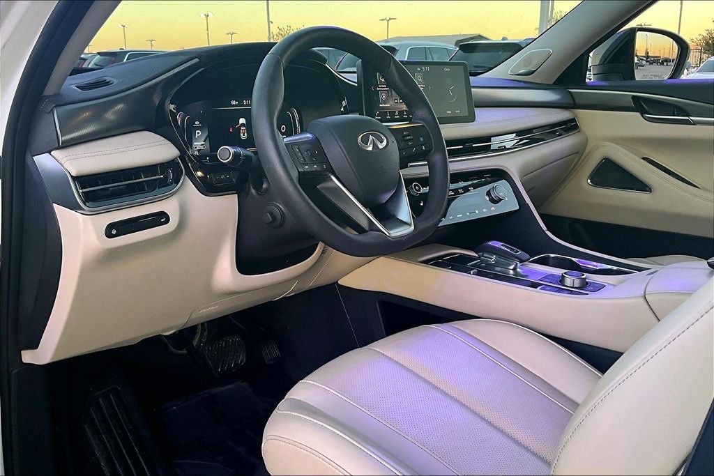 2025 INFINITI QX60 LUXE