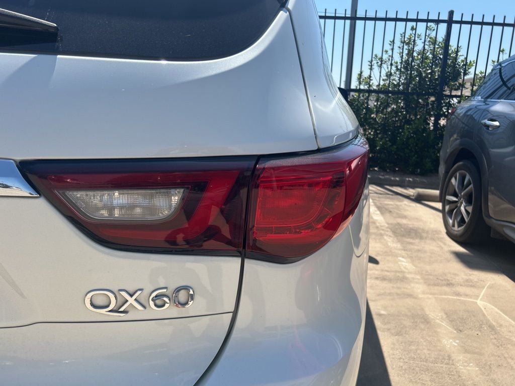 2020 INFINITI QX60 LUXE