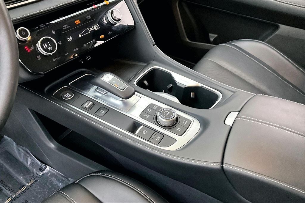 2023 INFINITI QX60 LUXE