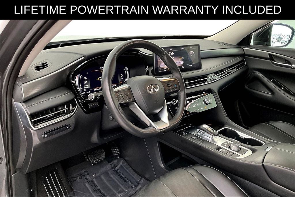 2023 INFINITI QX60 LUXE