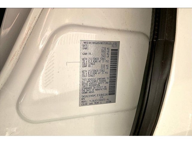 2023 INFINITI QX60 LUXE