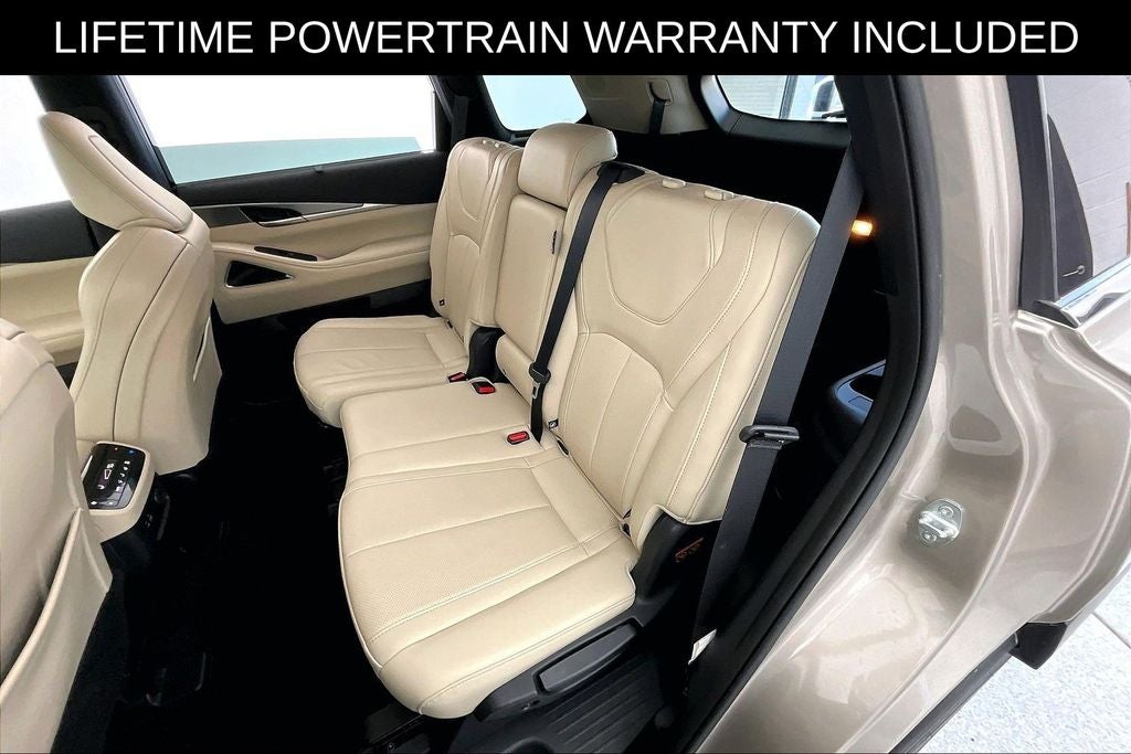 2023 INFINITI QX60 LUXE