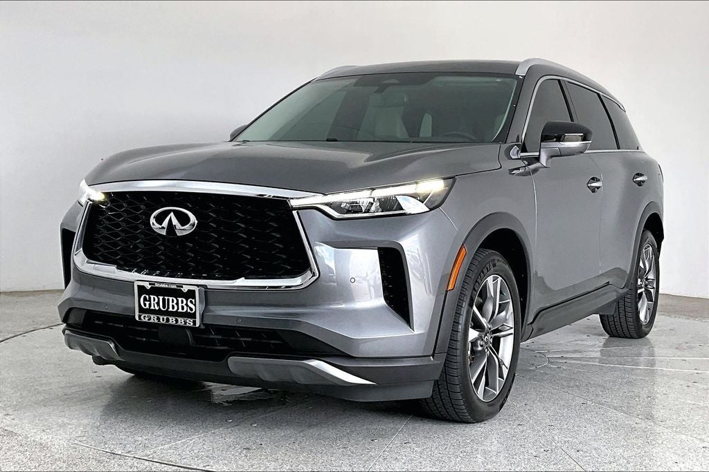 2022 INFINITI QX60 LUXE