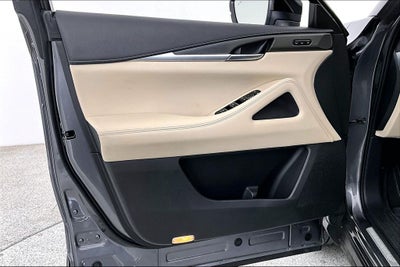 2022 INFINITI QX60 LUXE