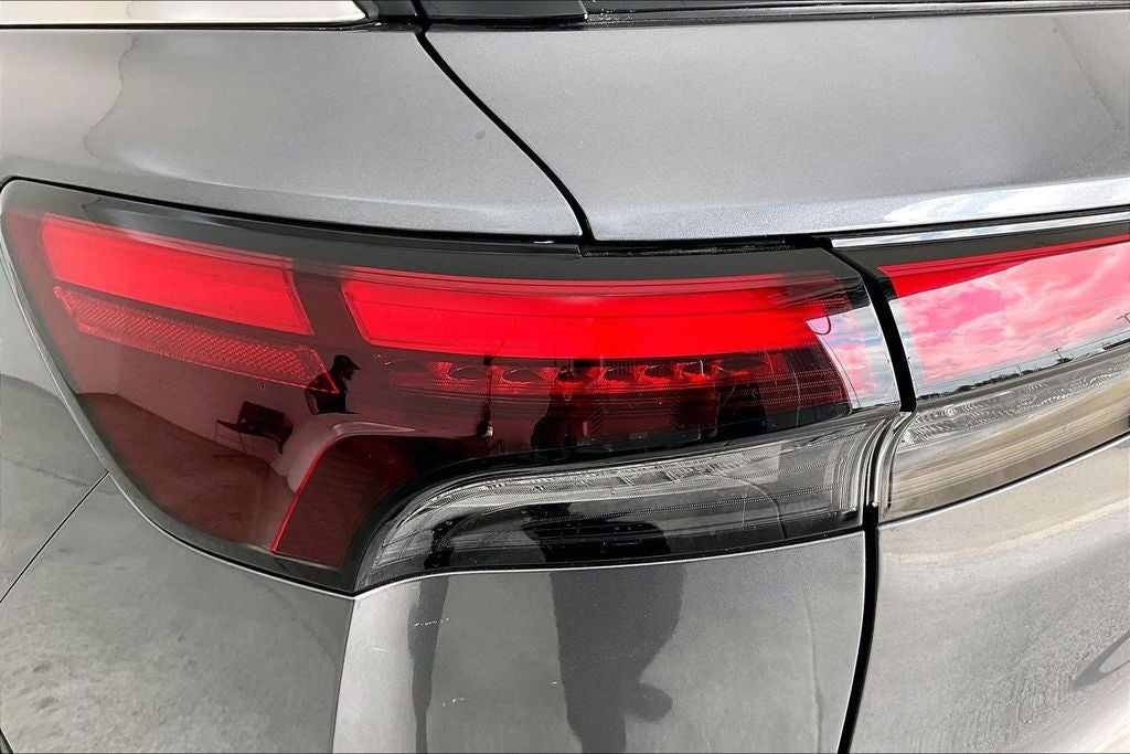 2022 INFINITI QX60 LUXE