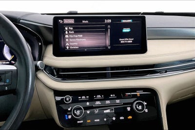 2022 INFINITI QX60 LUXE